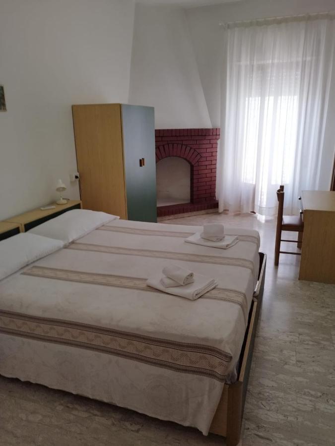 Da Carlino Hotel Пешичи Екстериор снимка